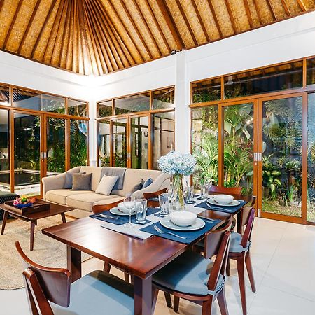 Mahayana Villa Batu Belig - Close To The Beach Canggu Exterior foto