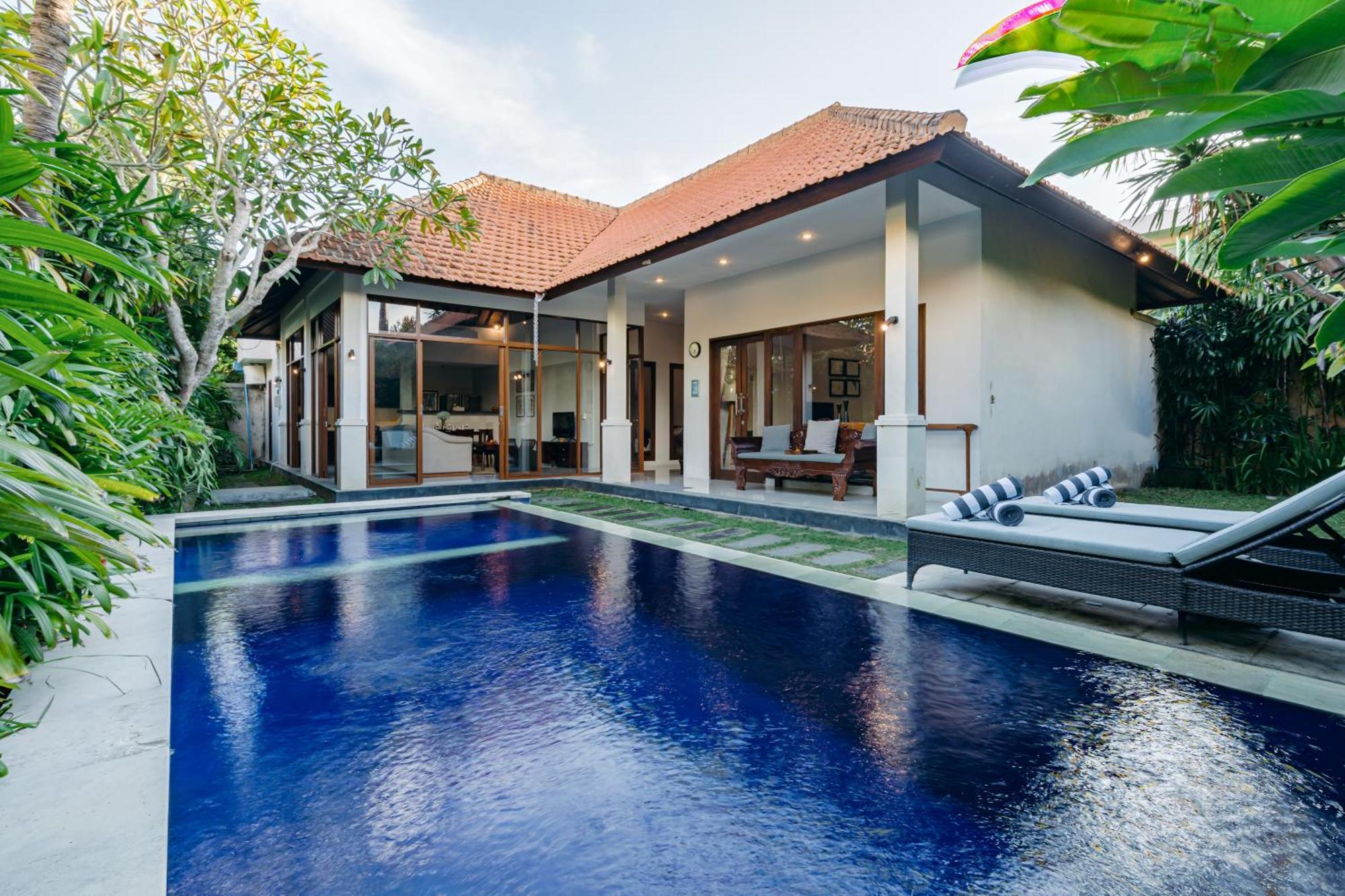 Mahayana Villa Batu Belig - Close To The Beach Canggu Exterior foto